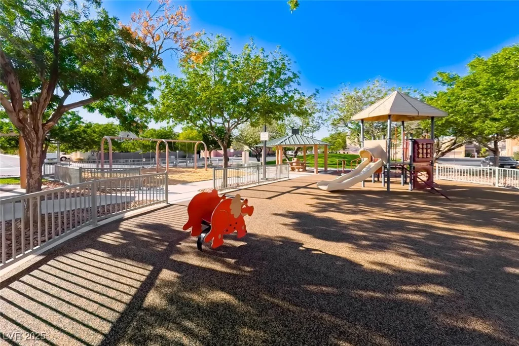 6554 Roundstone Bog, Las Vegas, NV 89139