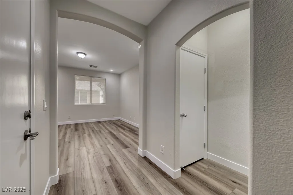 6554 Roundstone Bog, Las Vegas, NV 89139