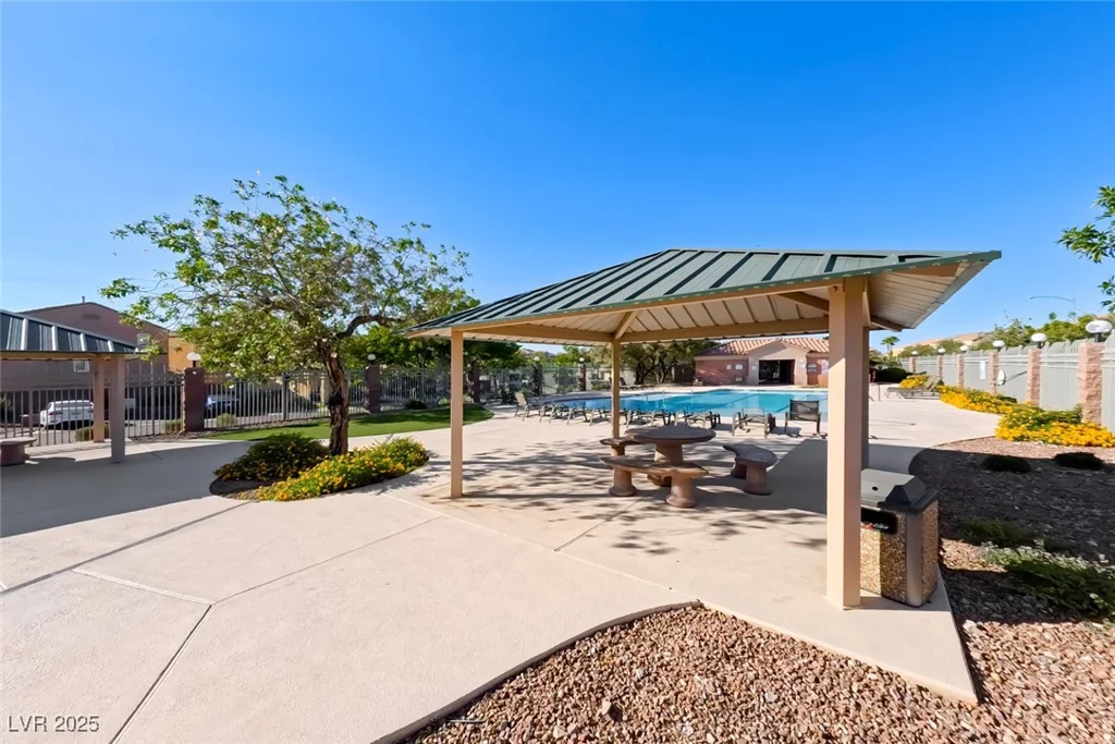 6554 Roundstone Bog, Las Vegas, NV 89139