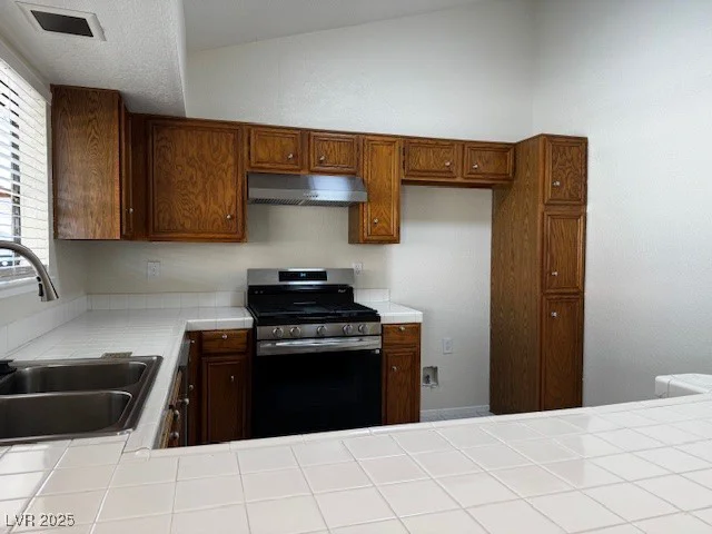 4904 Pinon, Las Vegas, NV 89130