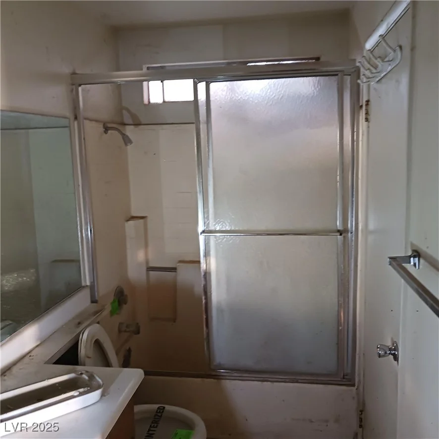 7547 Kalmalii, Las Vegas, NV 89147