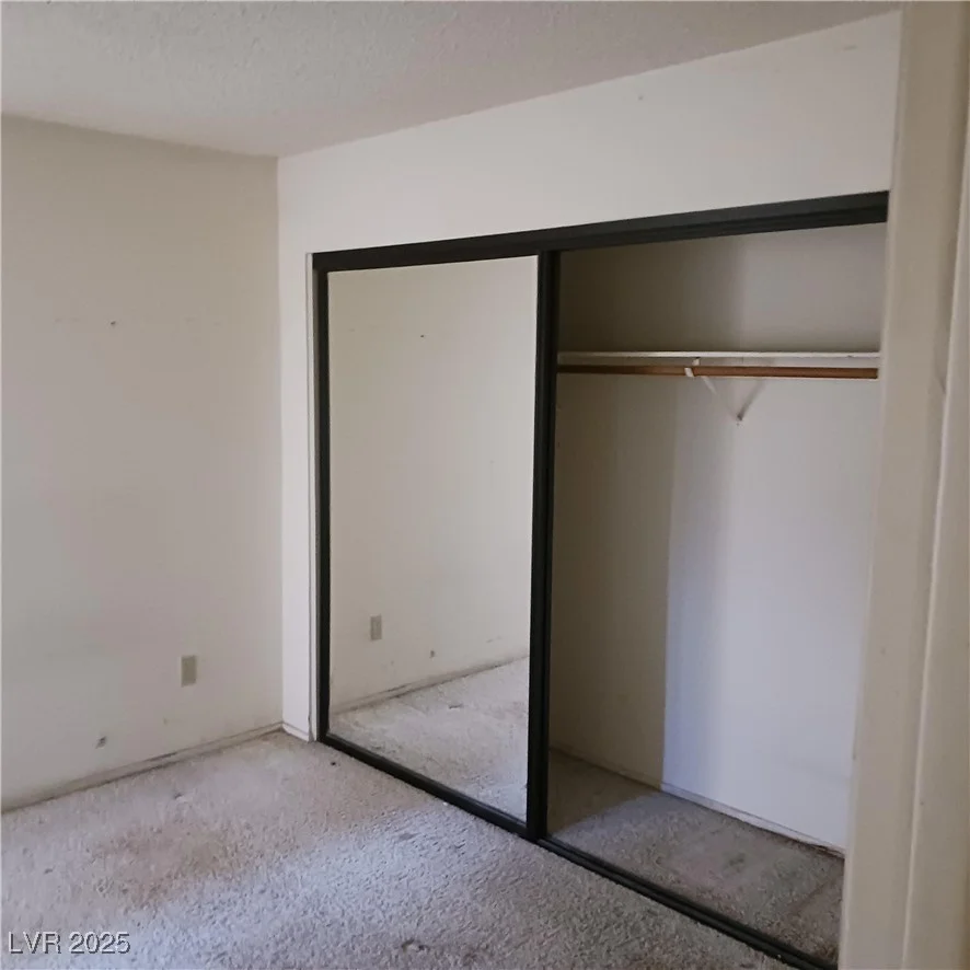 7547 Kalmalii, Las Vegas, NV 89147