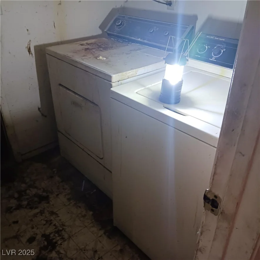 7547 Kalmalii, Las Vegas, NV 89147