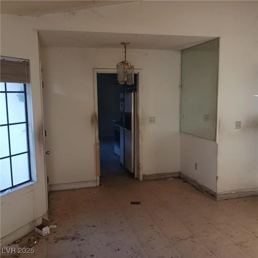 7547 Kalmalii, Las Vegas, NV 89147