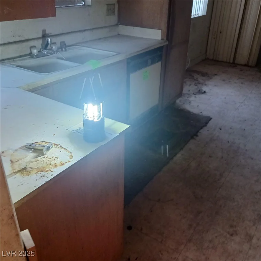 7547 Kalmalii, Las Vegas, NV 89147