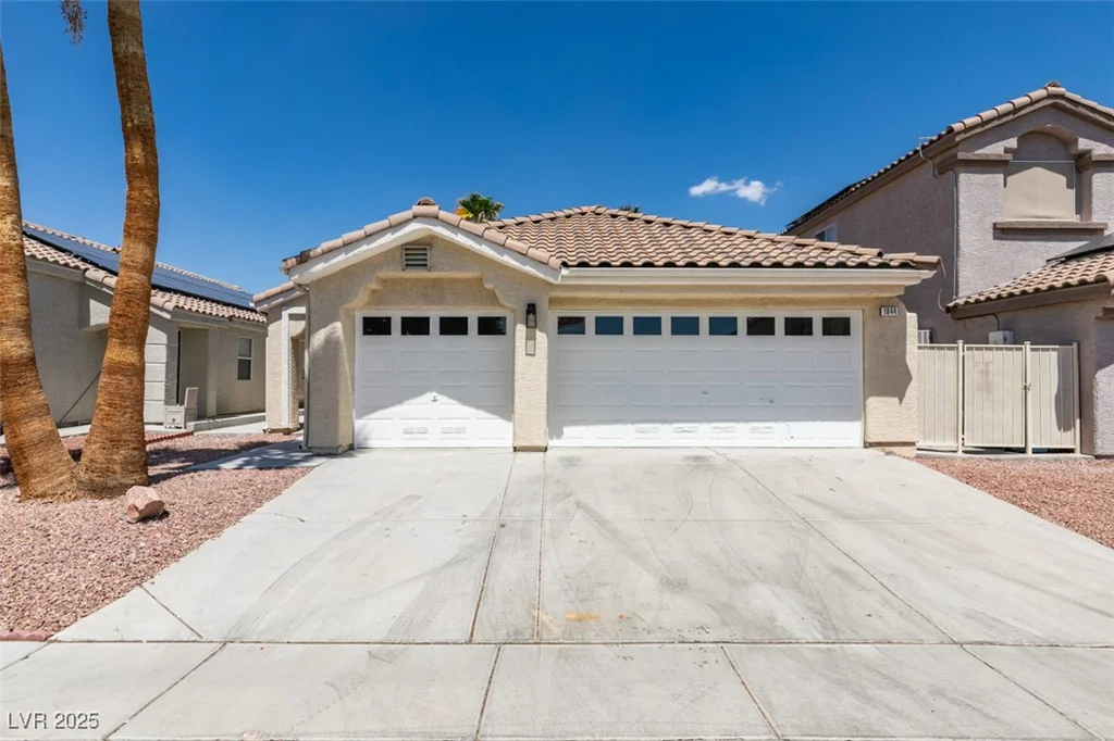 1844 Grand Prairie, North Las Vegas, NV 89032