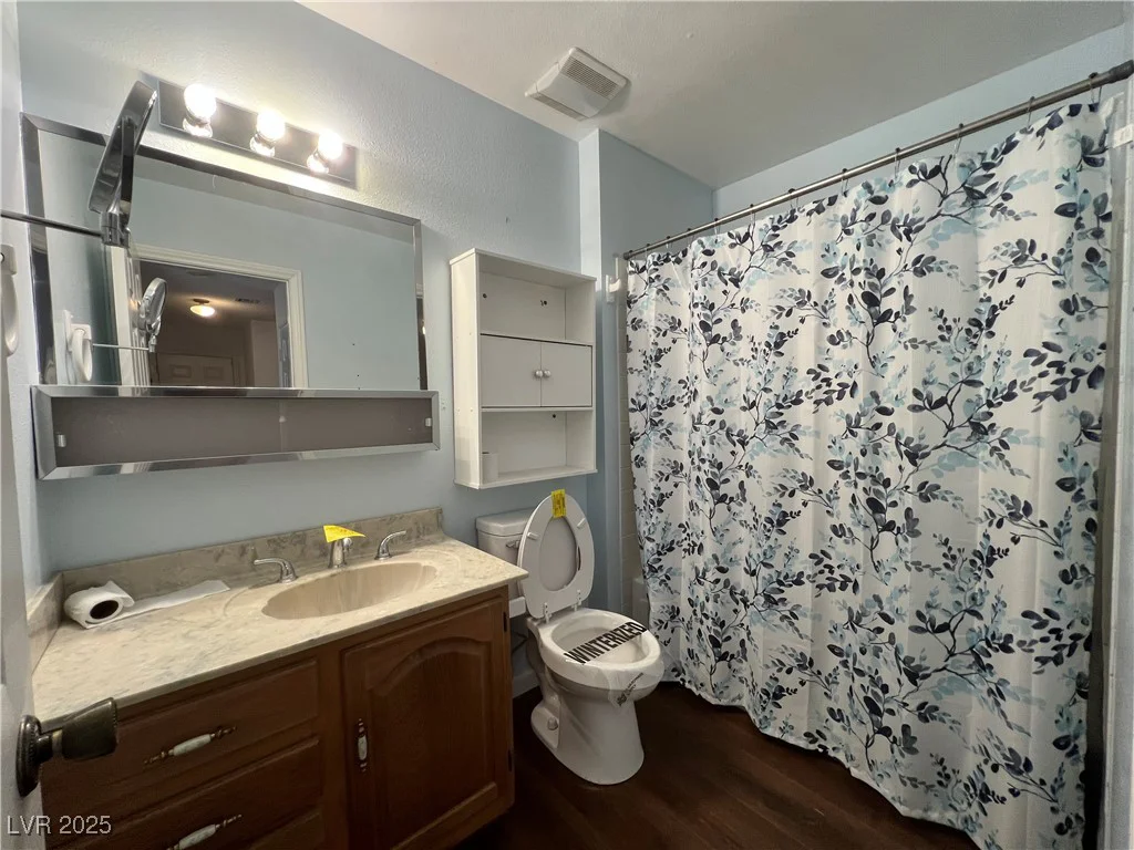 6429 Roy Rogers, Las Vegas, NV 89108