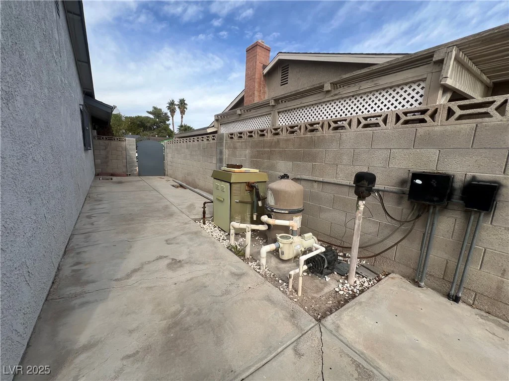 6429 Roy Rogers, Las Vegas, NV 89108