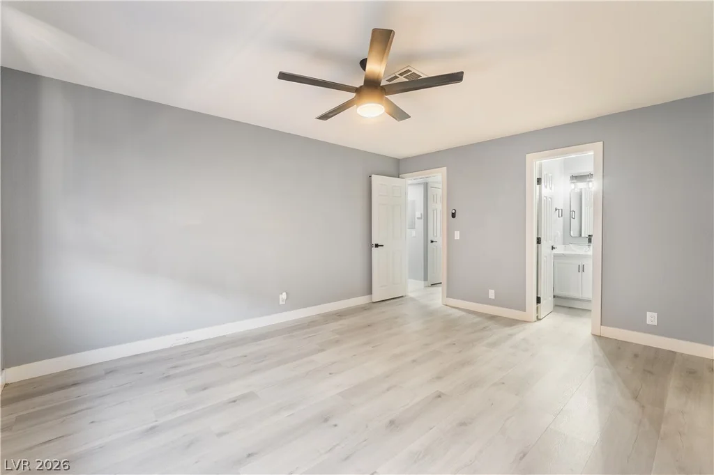 936 Boulder Mesa, Las Vegas, NV 89128