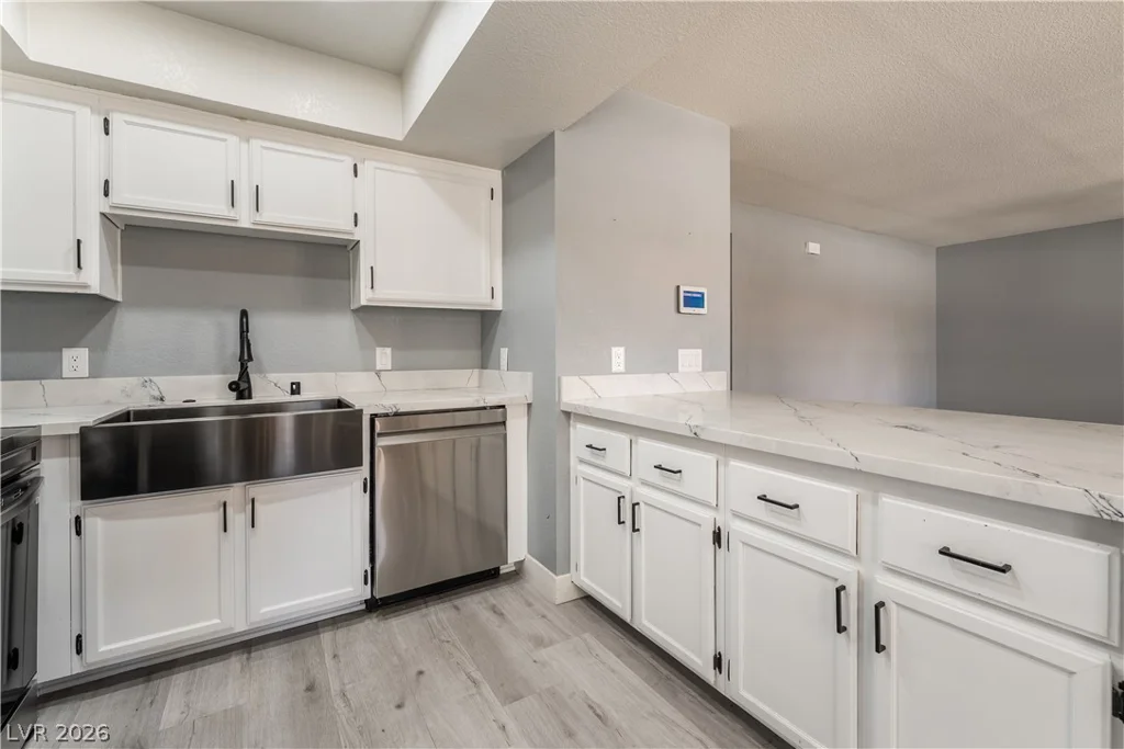 936 Boulder Mesa, Las Vegas, NV 89128