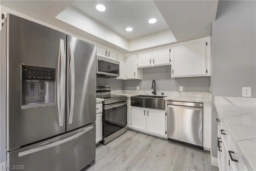 936 Boulder Mesa, Las Vegas, NV 89128