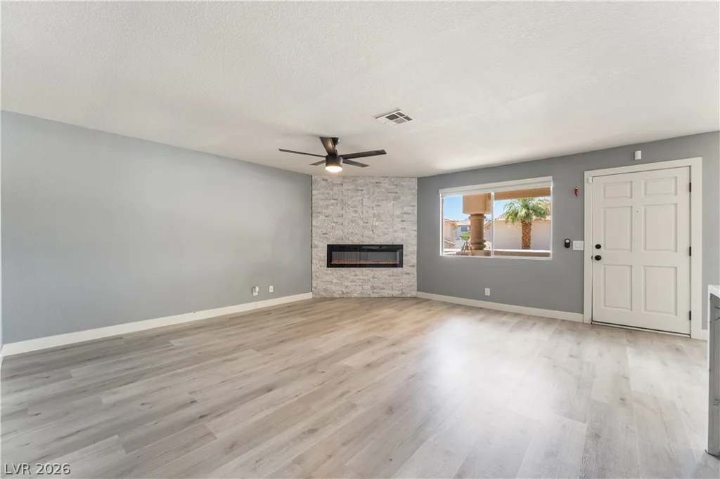 936 Boulder Mesa, Las Vegas, NV 89128