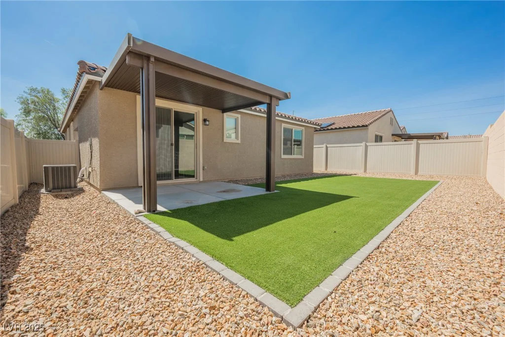 210 Mountain Cedar, North Las Vegas, NV 89031