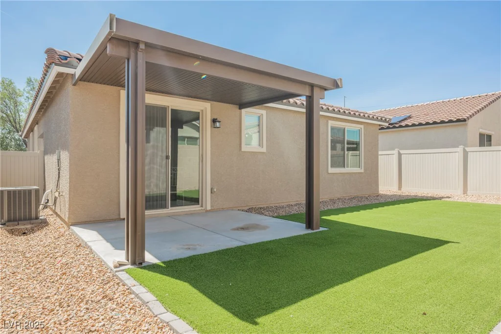 210 Mountain Cedar, North Las Vegas, NV 89031