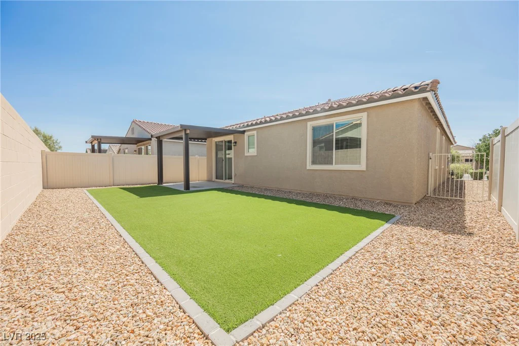 210 Mountain Cedar, North Las Vegas, NV 89031