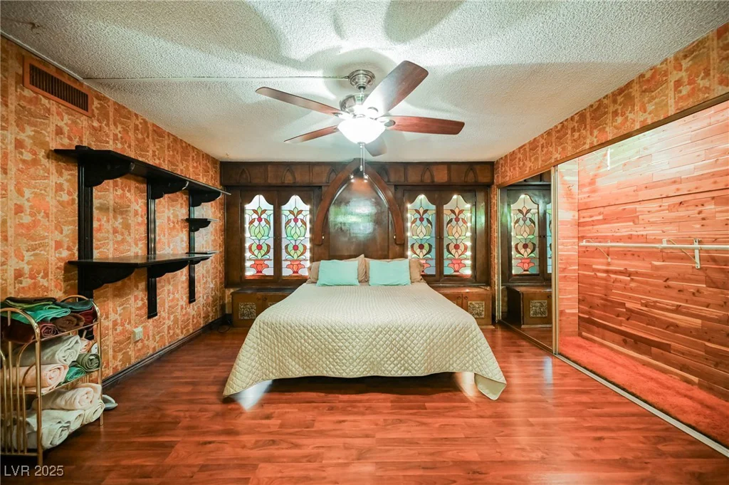 4670 Monterey, Las Vegas, NV 89169