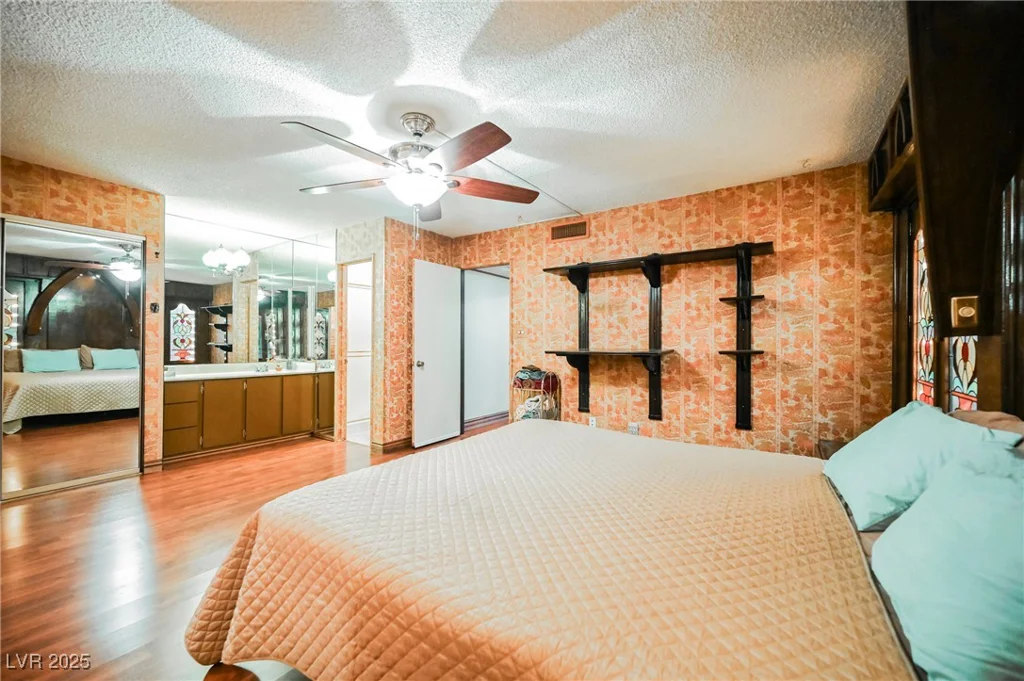 4670 Monterey, Las Vegas, NV 89169