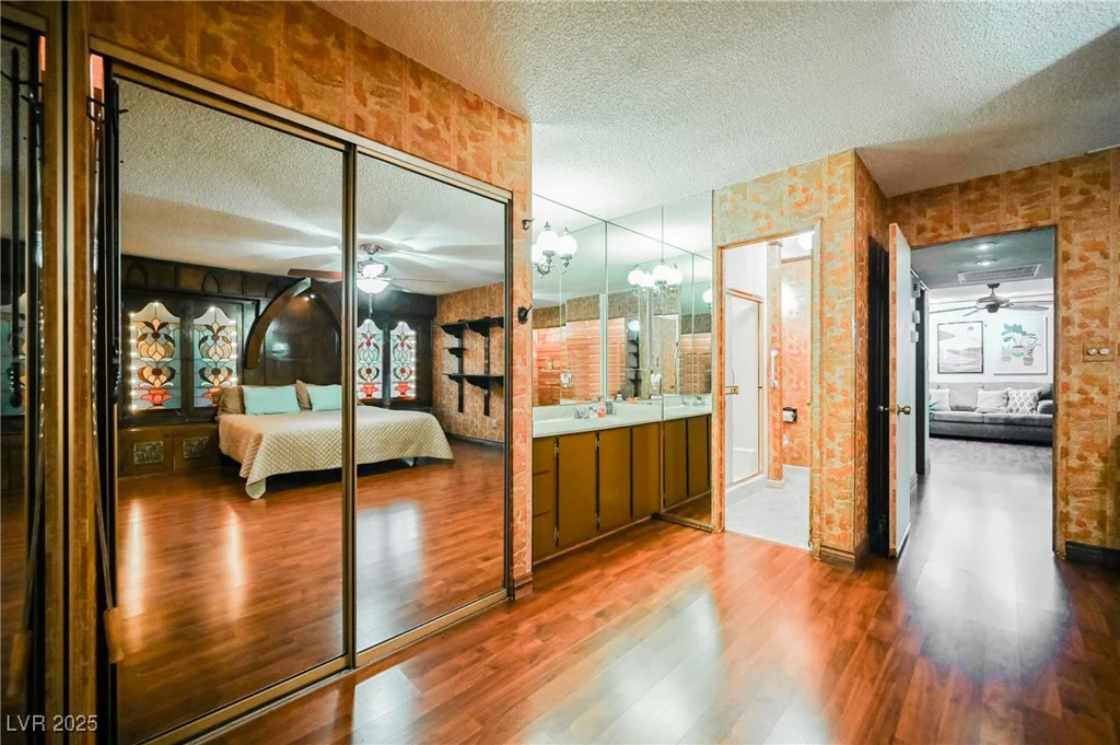 4670 Monterey, Las Vegas, NV 89169