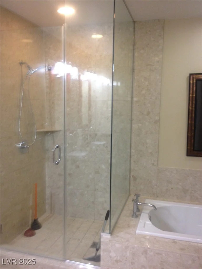 4575 Dean Martin, Las Vegas, NV 89103