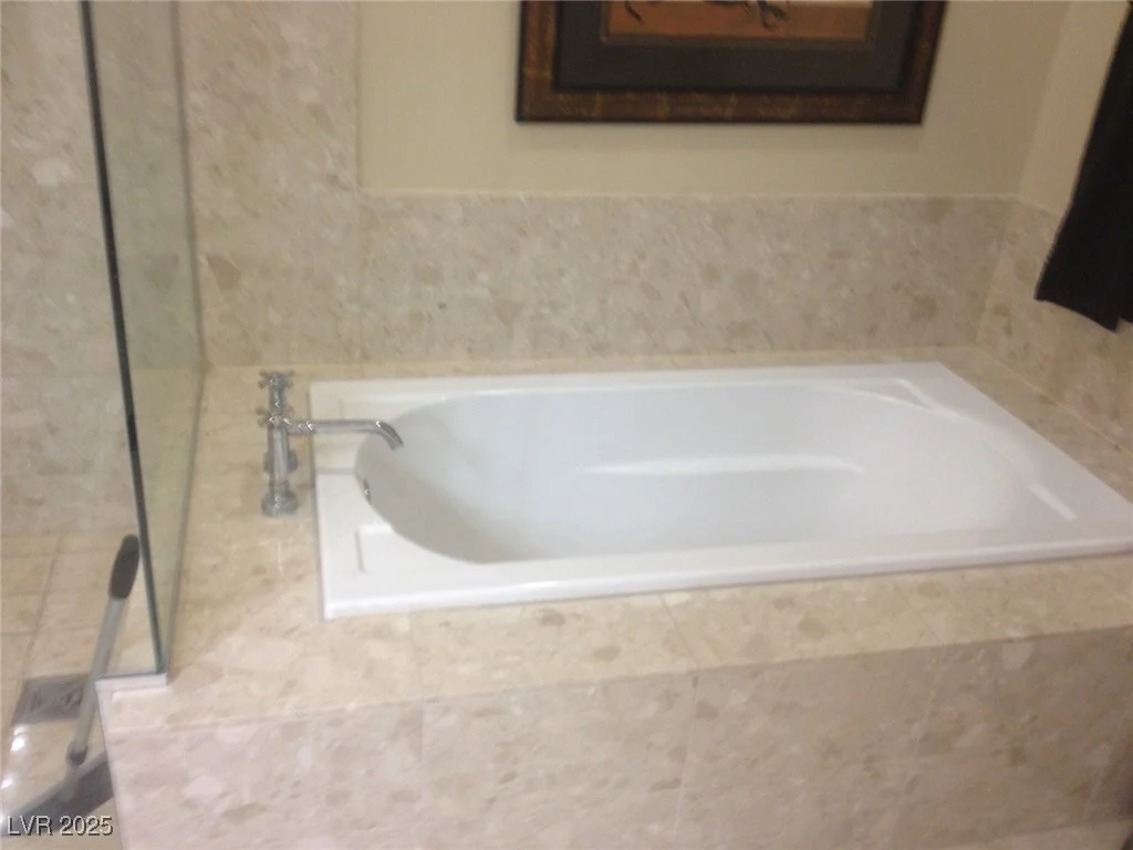 4575 Dean Martin, Las Vegas, NV 89103