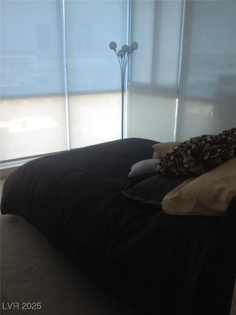 4575 Dean Martin, Las Vegas, NV 89103