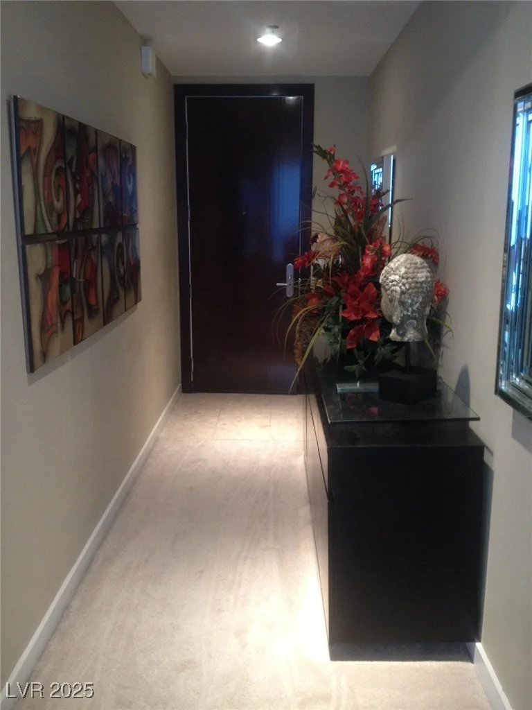 4575 Dean Martin, Las Vegas, NV 89103