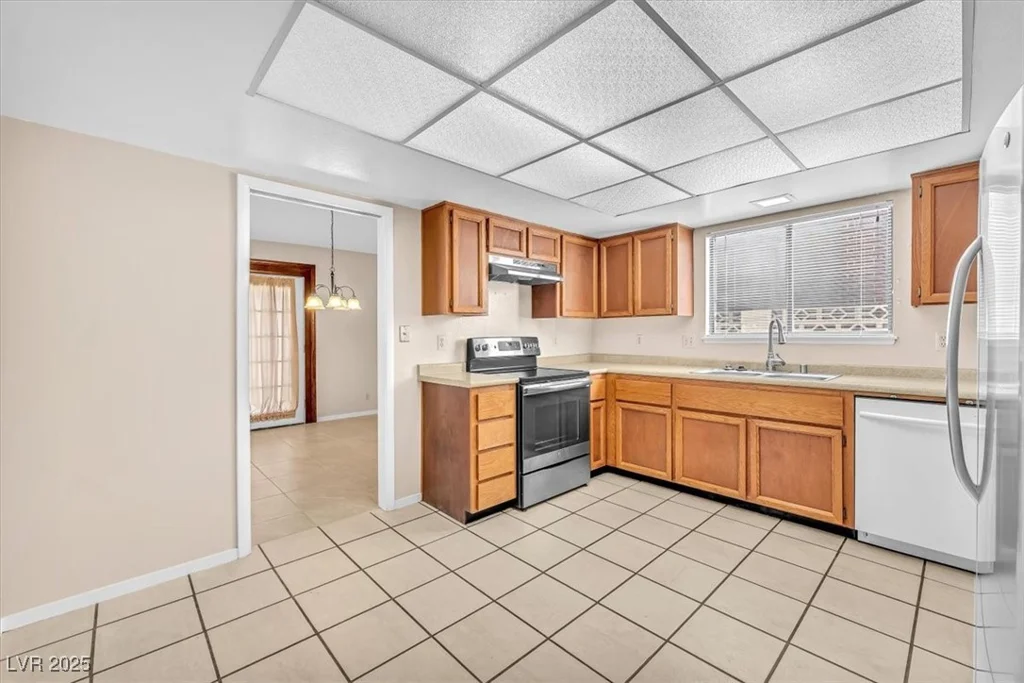 7100 Alamosa, Las Vegas, NV 89128