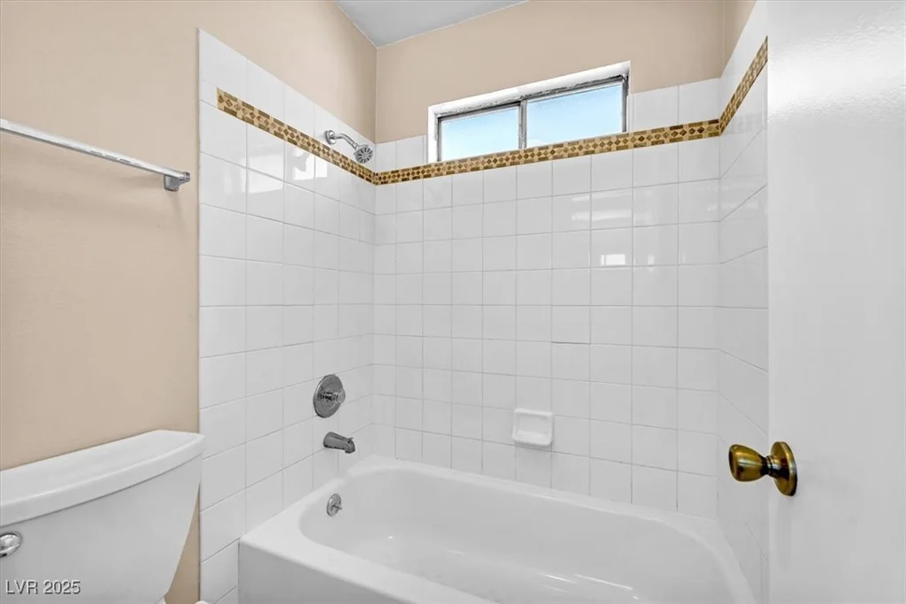 7100 Alamosa, Las Vegas, NV 89128