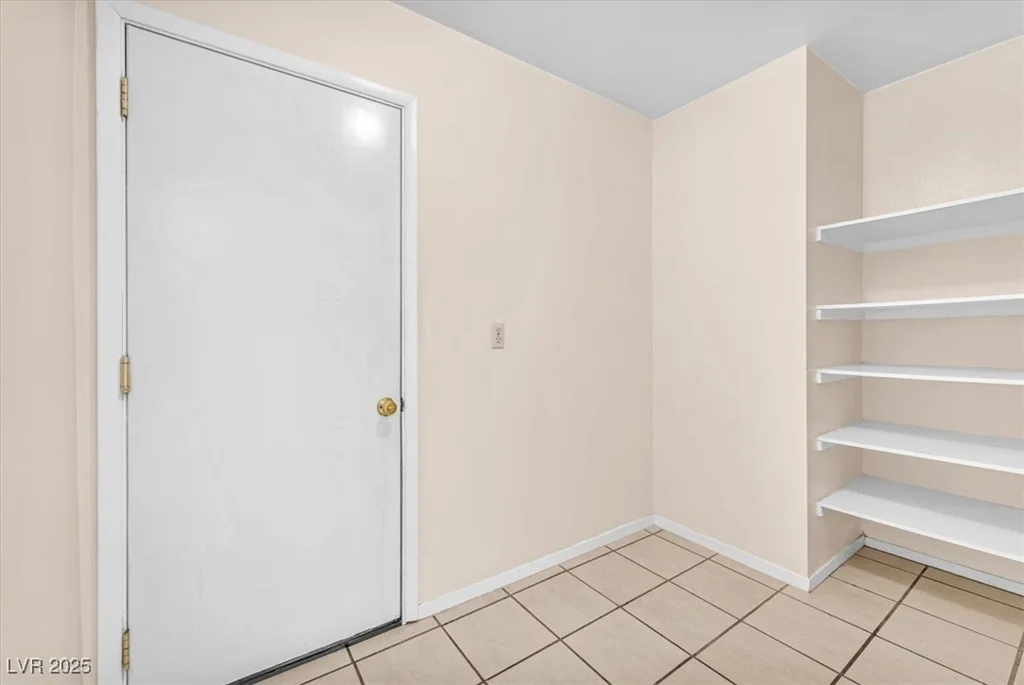 7100 Alamosa, Las Vegas, NV 89128