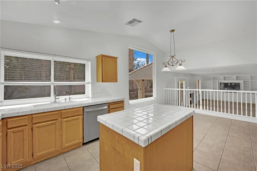 865 Buffwood, Las Vegas, NV 89123