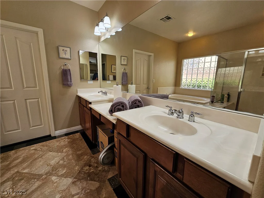 11329 Hedgemont, Las Vegas, NV 89138