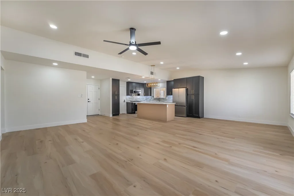 2700 Osborne, Henderson, NV 89014