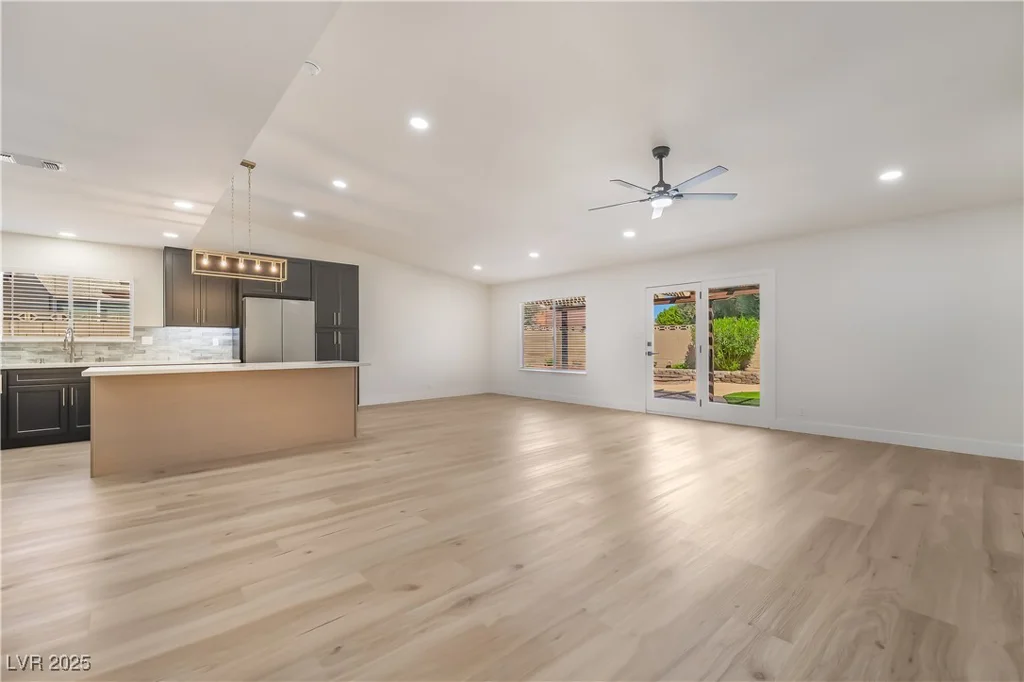 2700 Osborne, Henderson, NV 89014