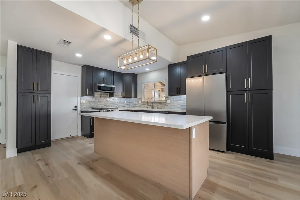 2700 Osborne, Henderson, NV 89014