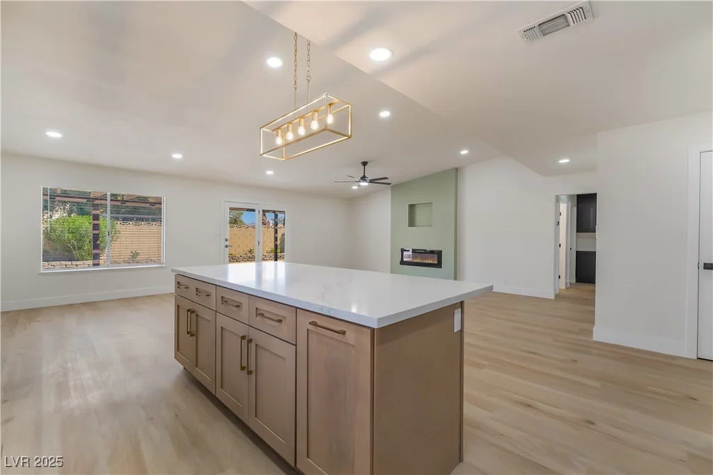 2700 Osborne, Henderson, NV 89014