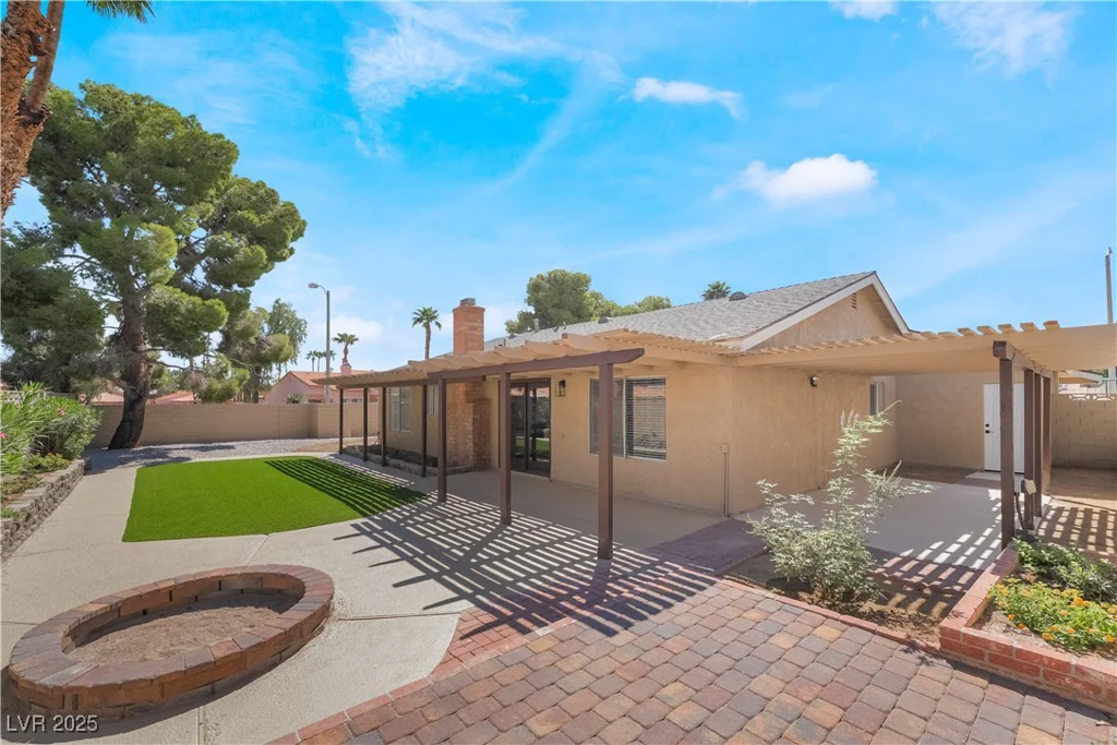 2700 Osborne, Henderson, NV 89014