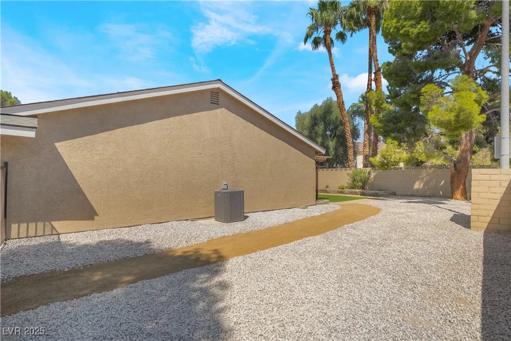 2700 Osborne, Henderson, NV 89014