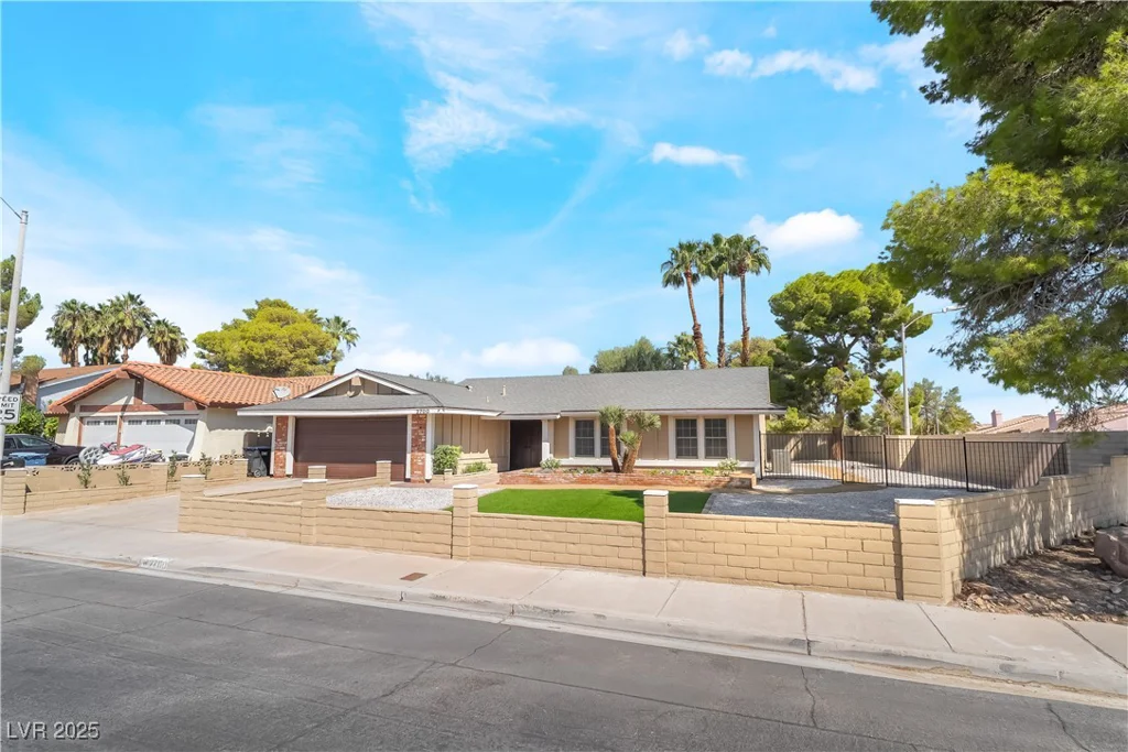 2700 Osborne, Henderson, NV 89014