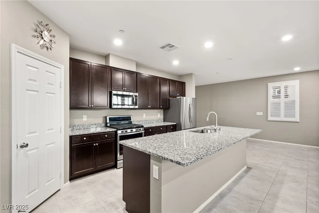 964 Midnight View, Henderson, NV 89015