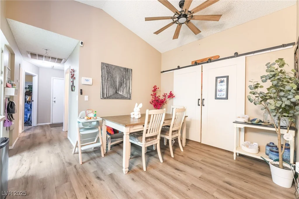 6921 Senton, Las Vegas, NV 89108