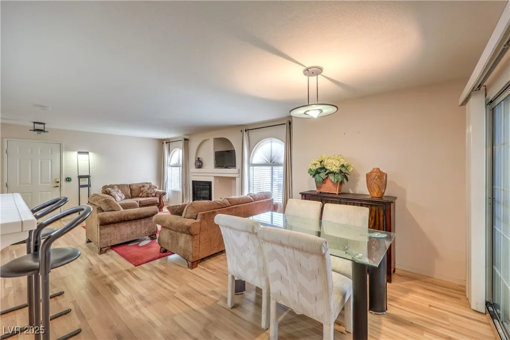 7950 Flamingo, Las Vegas, NV 89147