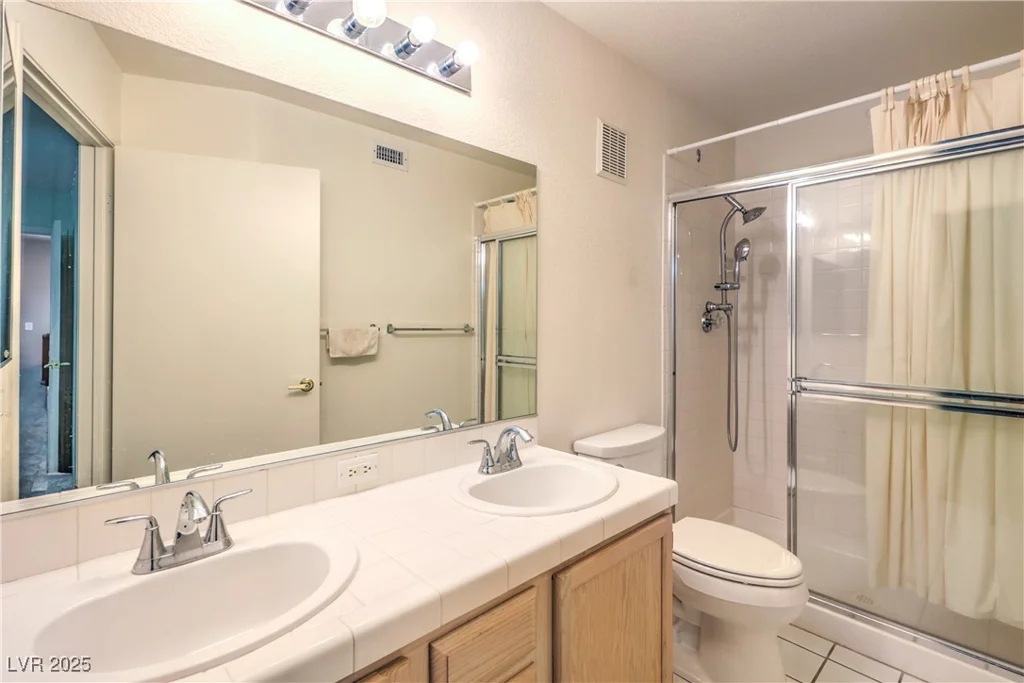 7950 Flamingo, Las Vegas, NV 89147