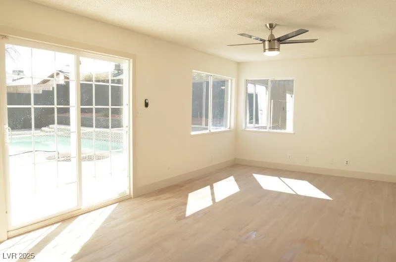 124 Null, Las Vegas, NV 89145