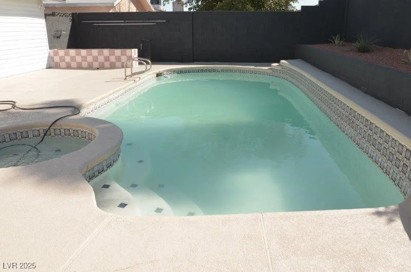 124 Null, Las Vegas, NV 89145