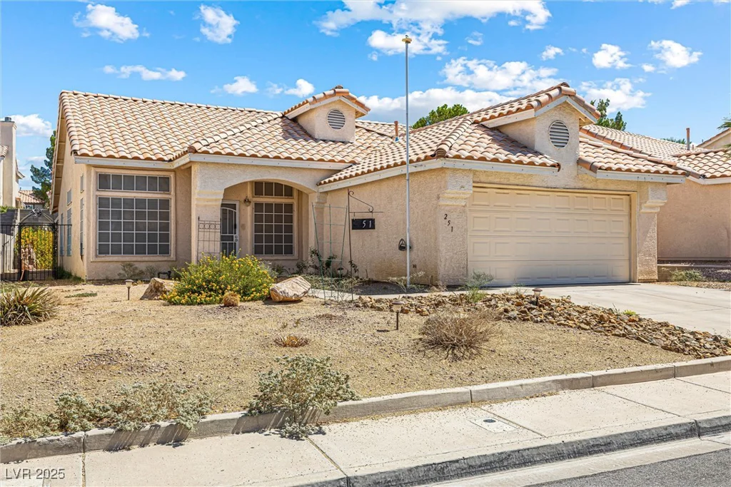 251 Mariposa, Henderson, NV 89015