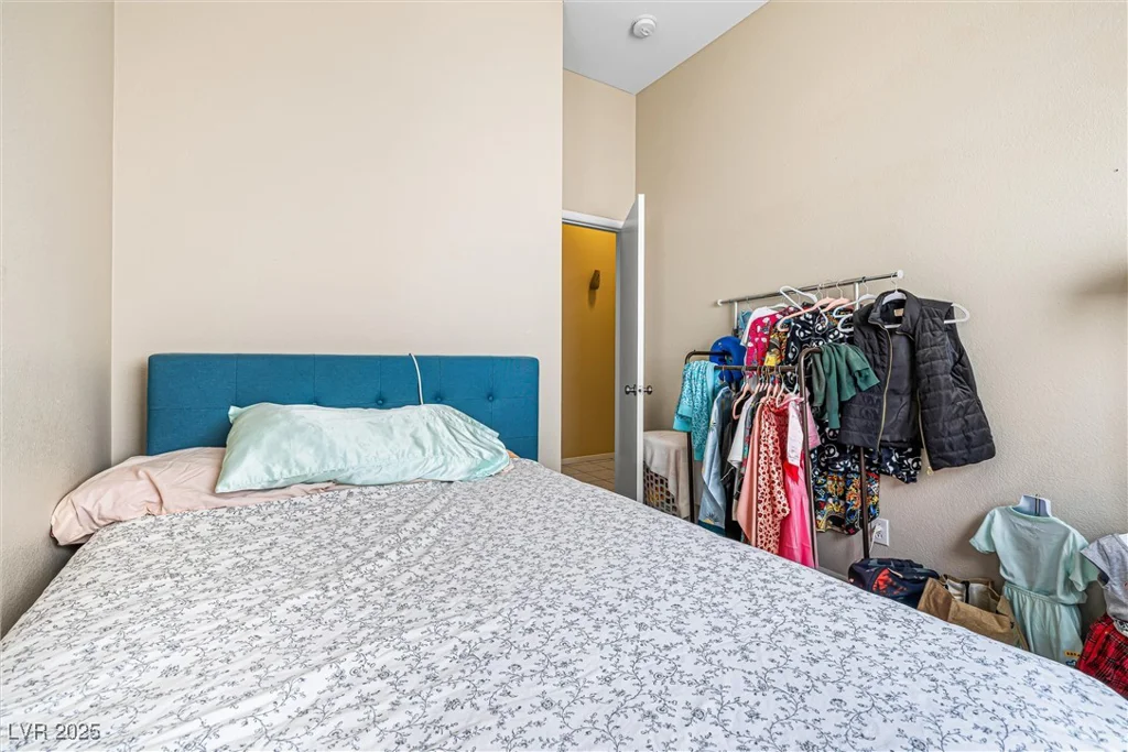 251 Mariposa, Henderson, NV 89015