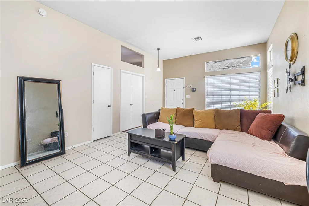 251 Mariposa, Henderson, NV 89015
