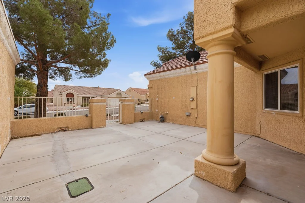 2501 Showcase, Las Vegas, NV 89134