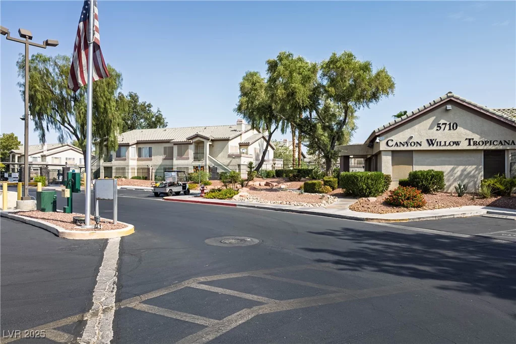 5710 Tropicana, Las Vegas, NV 89122