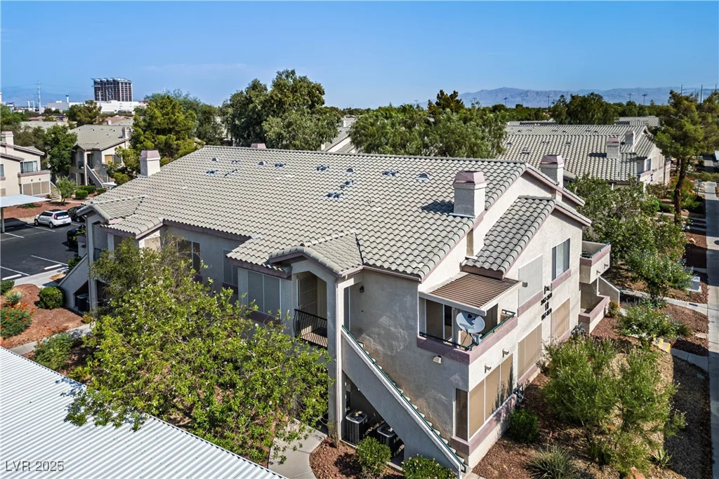 5710 Tropicana, Las Vegas, NV 89122